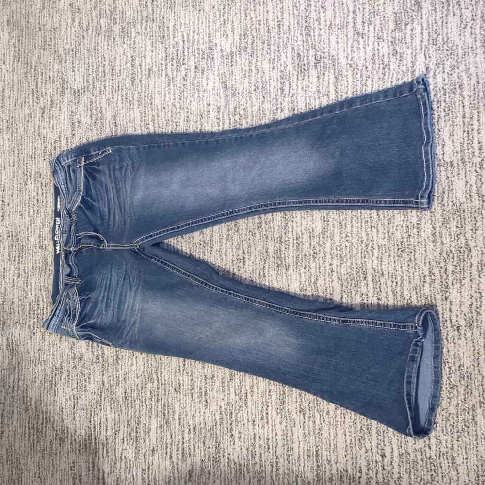 Wallflower Junior Women's Jeans